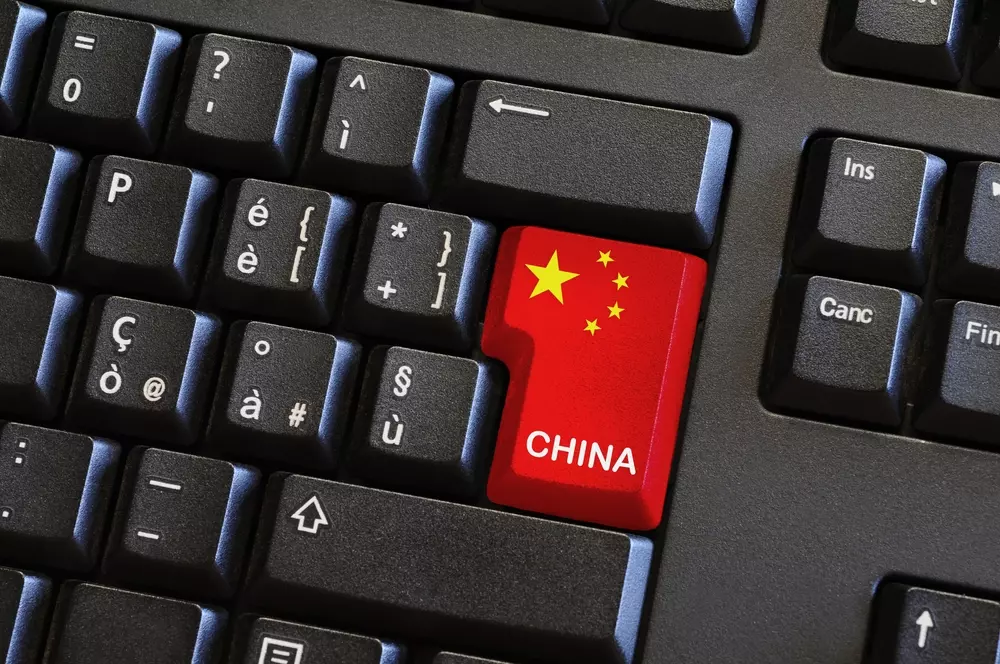 Chinesischer Spion? – Mitarbeiter von AfD-Abgeordnetem Krah festgenommen