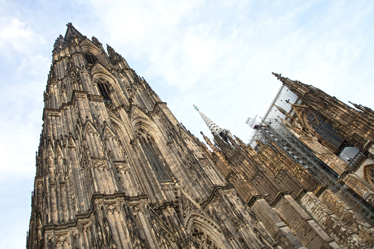 Terroralarm für Kölner Dom: Verdächtiger Tadschike in Gewahrsam genommen