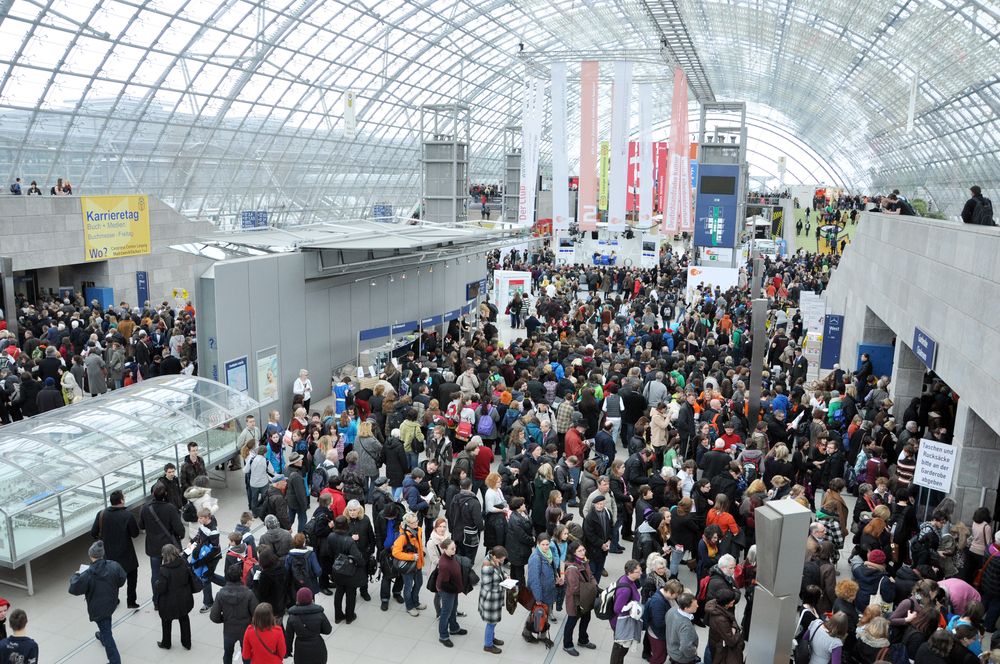 Leipziger Buchmesse: Scholz‘ Eröffnungsrede von Protestlern gestört