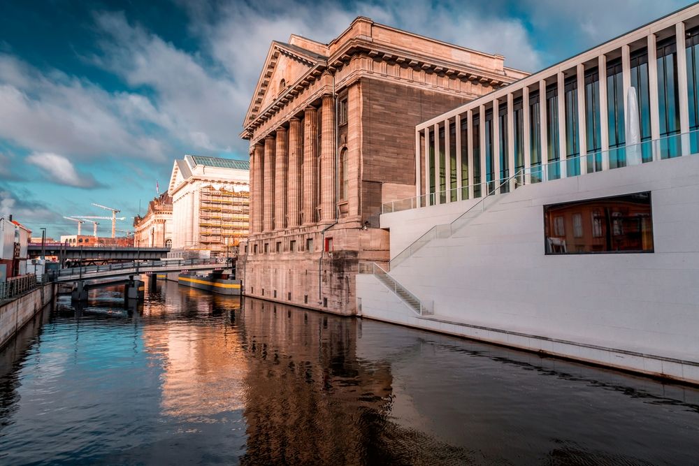 Geschlechtsneutral in Berliner Museen pinkeln – ab 2037