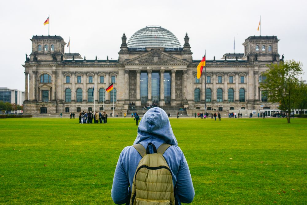 „Ein großer Schluck aus der Pulle“: Abgeordneten-Diäten steigen um sechs Prozent