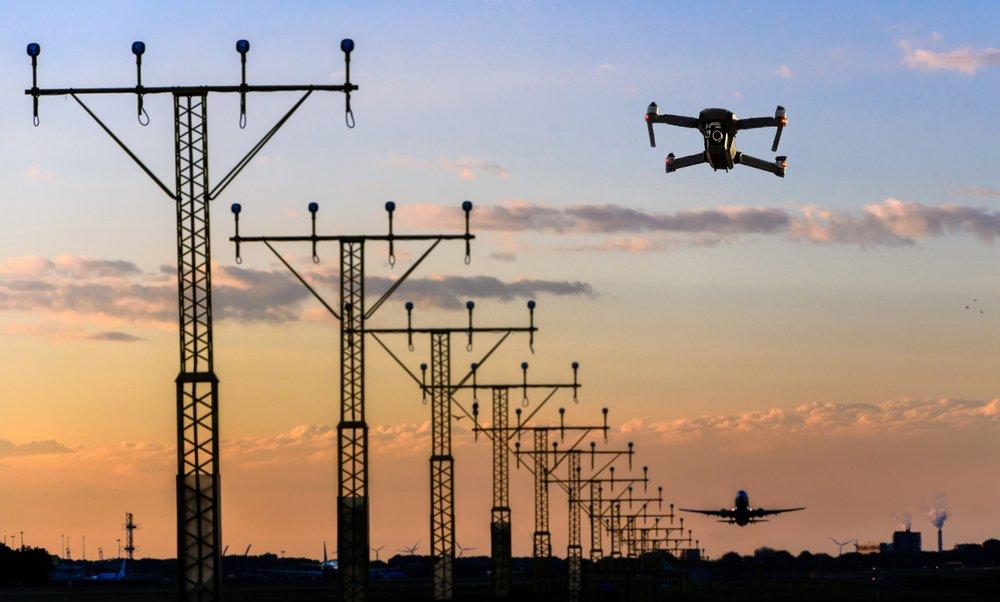 Gefahr durch Drohnen: Deutsche Flugsicherung zieht Zwischenbilanz