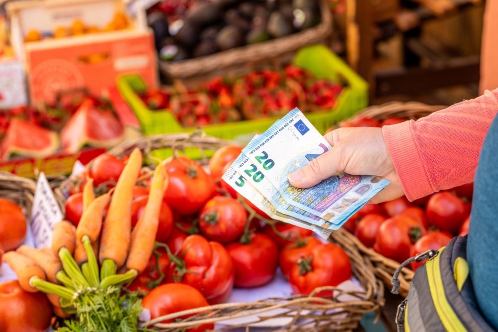 Inflation steigt in Deutschland wieder – Preisanstieg bei Lebensmitteln und Dienstleistungen