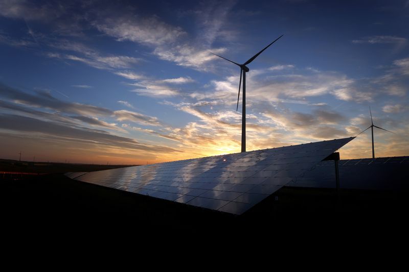 Trotz Blackout Gefahr und massiven Speicherproblemen – Solarausbau weltweit stark – Deutschland unter Top 5